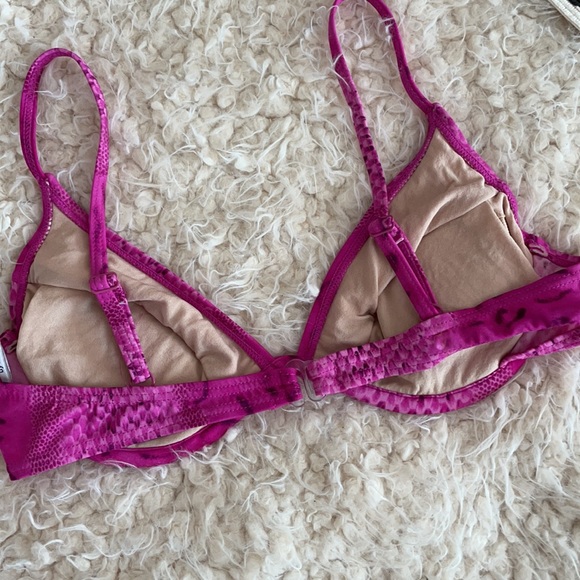 Women’s SunStreak Bikini Top by Newport News - Picture 3 of 8